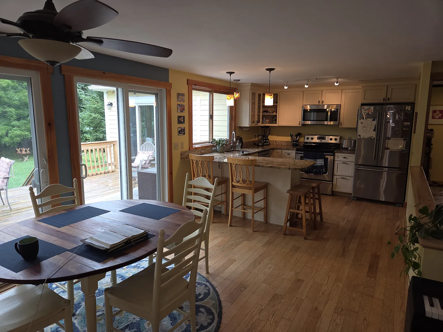 4 bed, 2.5 bath, 1900 sqft, $750 — Photo 4