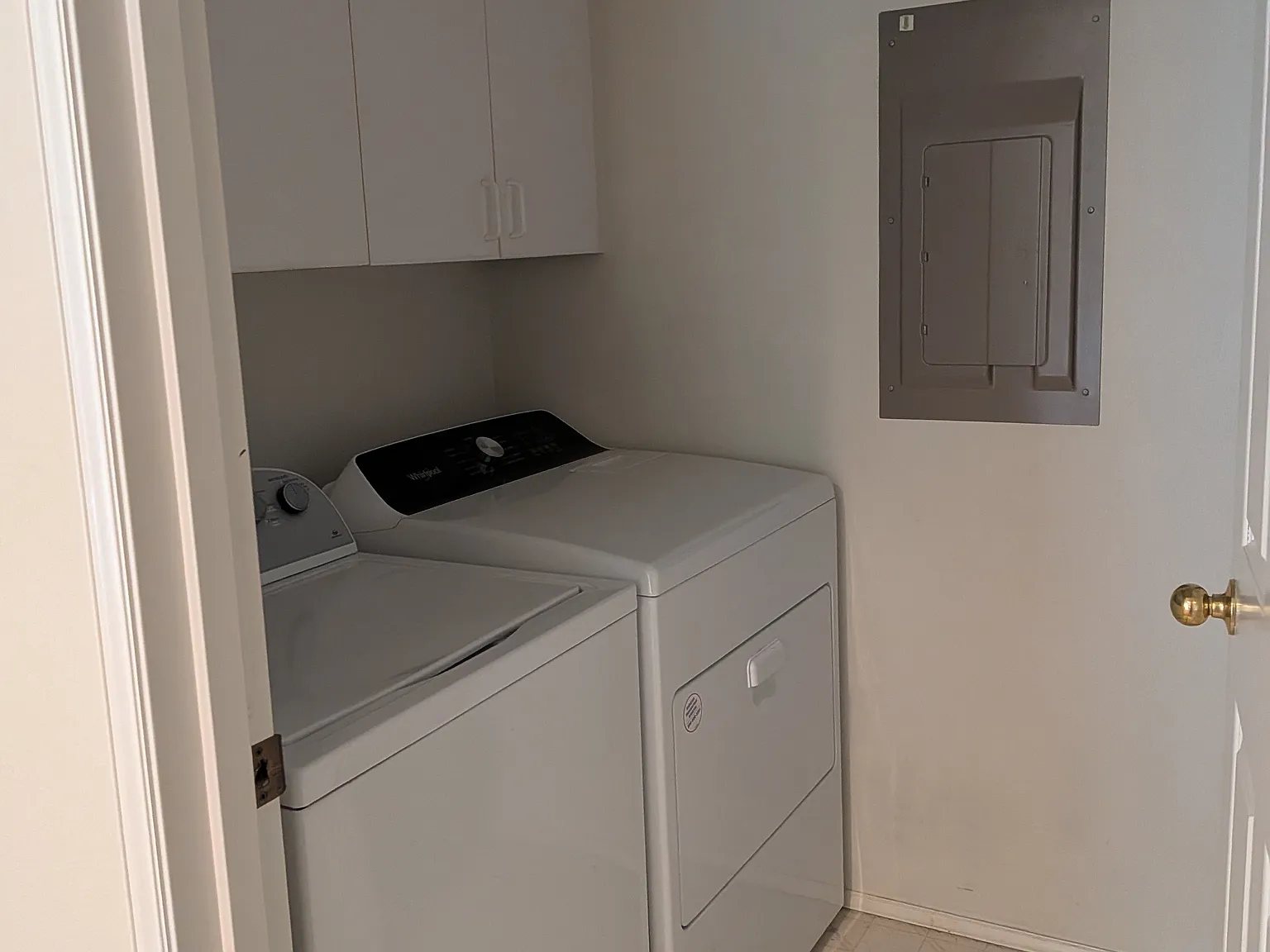 2 bed, 931 sqft, $2,000 — Photo 4