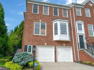 9245 Laurel Ridge Crossing Rd, Lorton, VA 22079