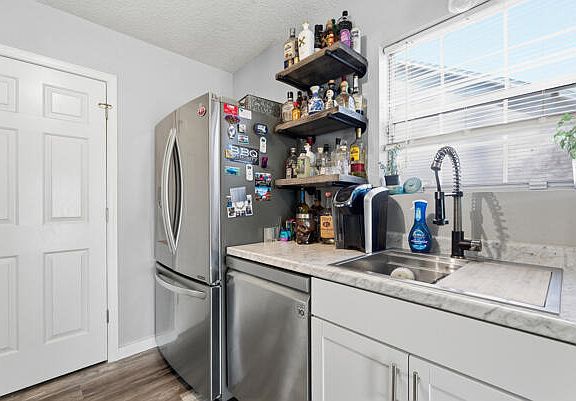 5th image of 8391 Water Ash Way