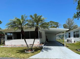 8 Trotter Ct, Daytona Beach, FL 32119