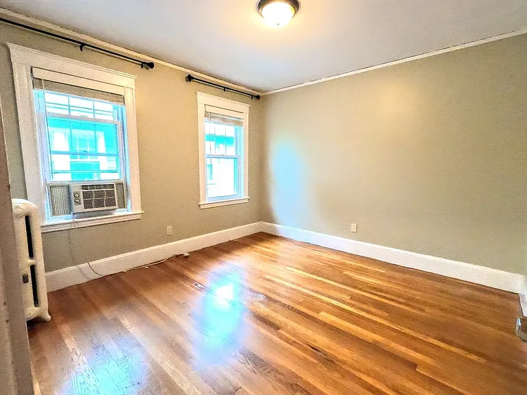 22 Roseway St #2 — Photo 21