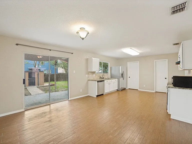 5426 Wincheap Dr — Photo 6