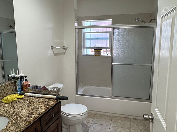 4th image of 1151 S Hudson Ave #1151
