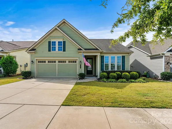 8121 Festival Way, Charlotte, NC 28215