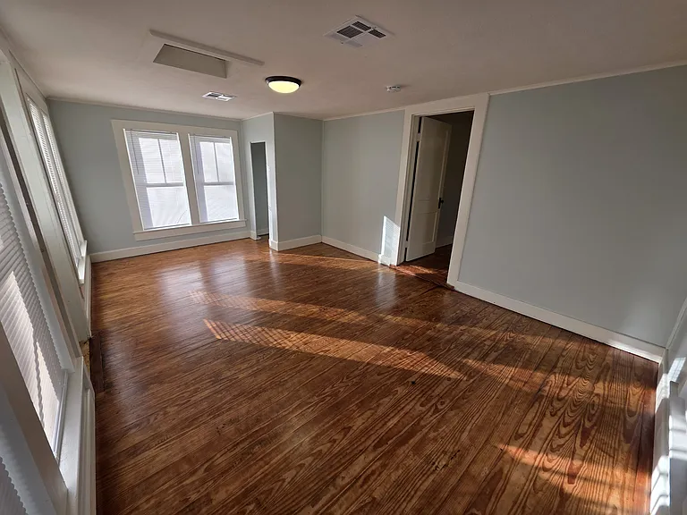 Sunroom/bedroom