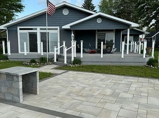 263 Bruce Rd, Beaverton, MI 48612