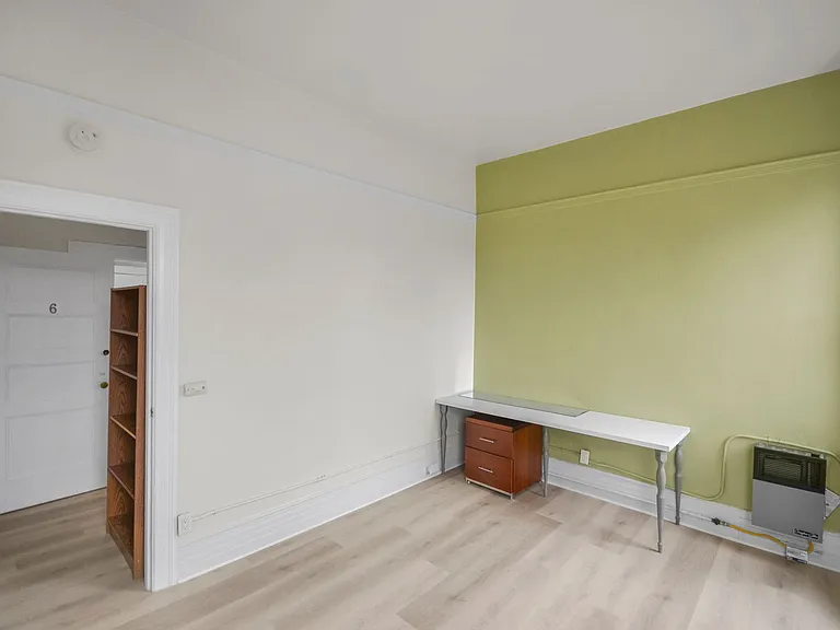 2509 Dana St — Photo 3