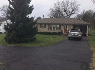 3990 Lexington Rd, Paris, KY 40361