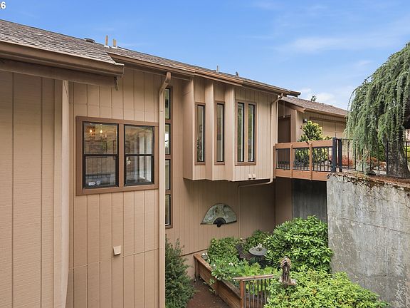 3rd image of 602 Montara Way