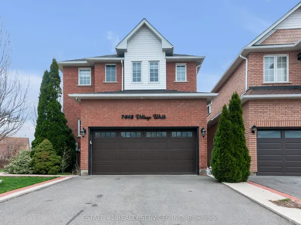 7448 Village Walk, Mississauga, ON L5W 1V7