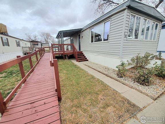 2nd image of 221 W 57th St #20B