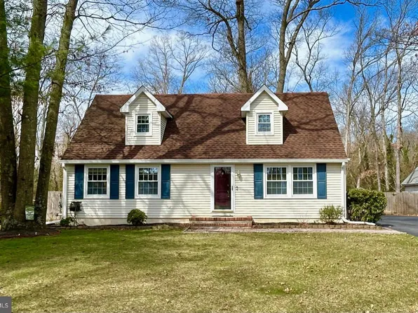 2690 Perna Ln, Vineland, NJ 08361