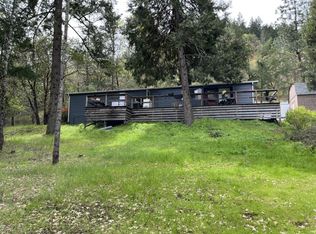 2222 W Jones Creek Rd, Grants Pass, OR 97526