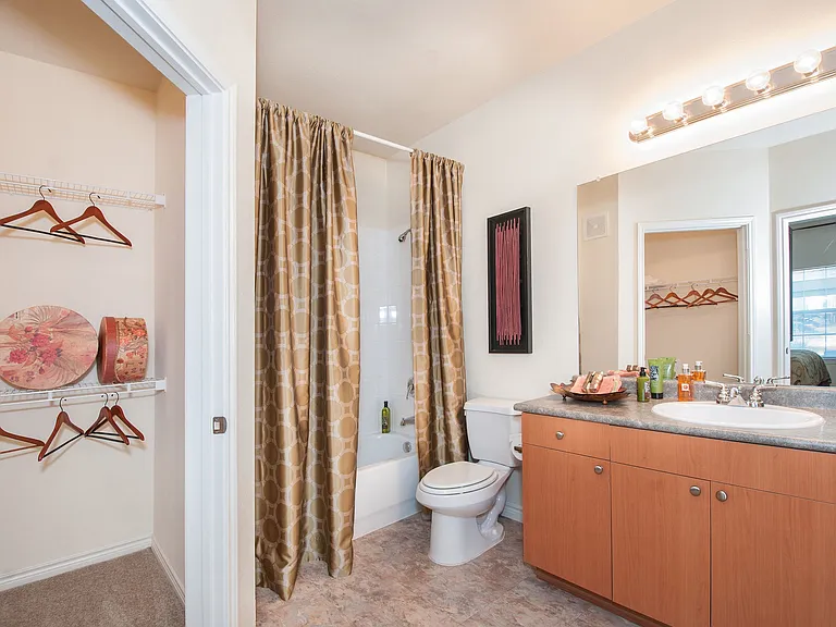 The Landing at Mansfield Apartments — Photo 7