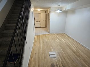 3024 Ross Dr APT E35, Fort Collins, CO 80526