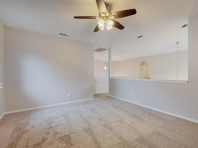4134 Petersburg Dr — Photo 19