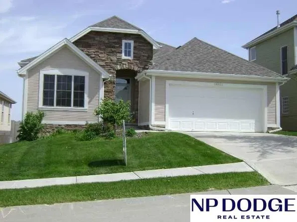 14721 Laurel Plz, Omaha, NE 68116