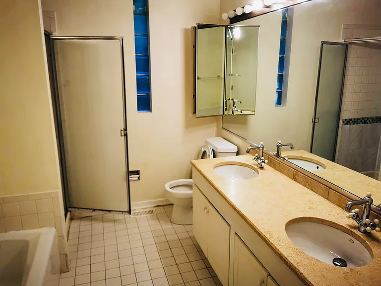727 S Ashland Ave — Photo 10