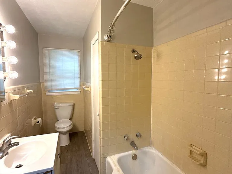 2000 Weststone Dr — Photo 10