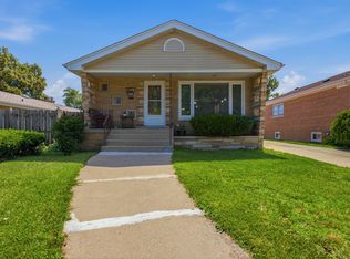 9607 S Sacramento Ave, Evergreen Park, IL 60805