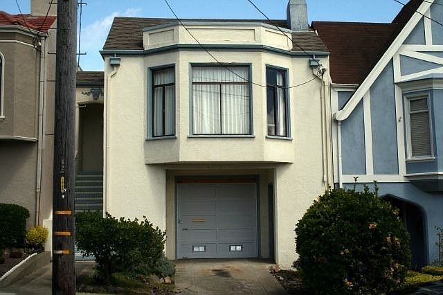 1st image of 422 41st Ave