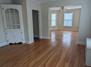 637 Pine St, Manchester, NH 03104