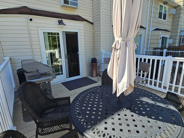 71 Eagan Avenue image 44 of 49