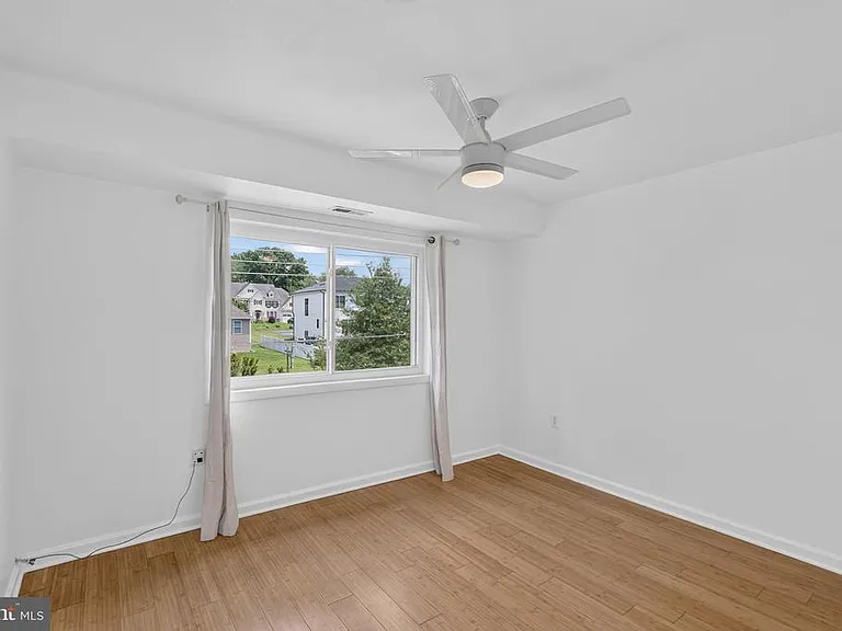 204 Park Terrace Ct SE #28 — Photo 13