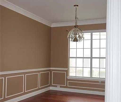Formal Dining