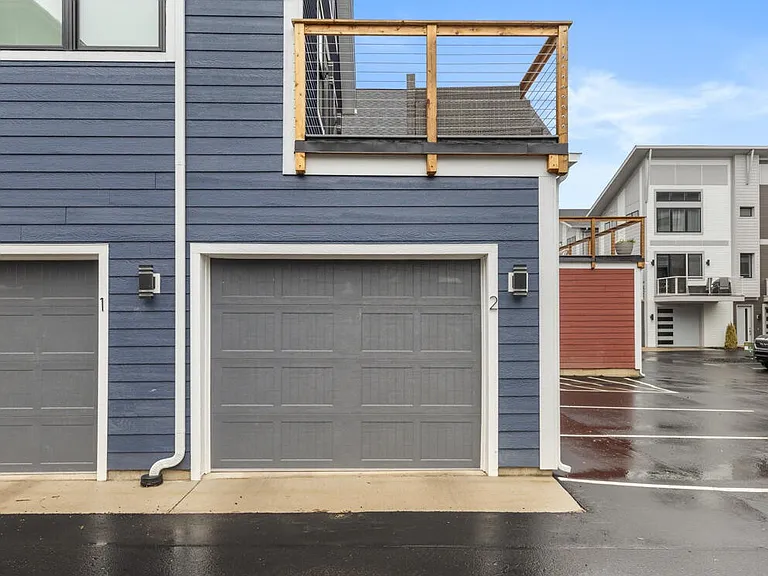 633 Fairview Ave NE #2 — Photo 20