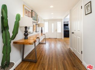 6561 Lakeridge Rd, Los Angeles, CA 90068