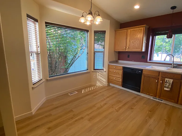 5214 Lockwood Way — Photo 5