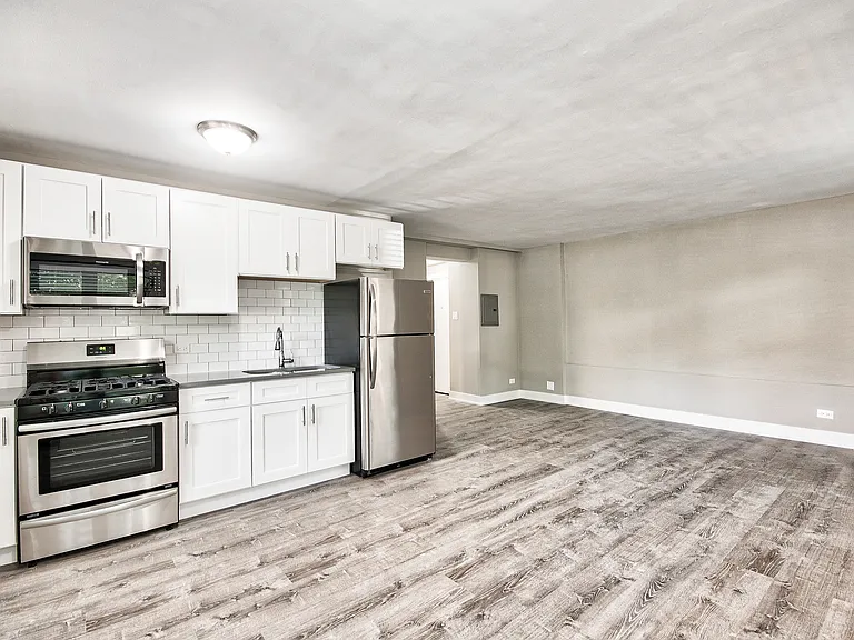 2545 W Fitch — Photo 14