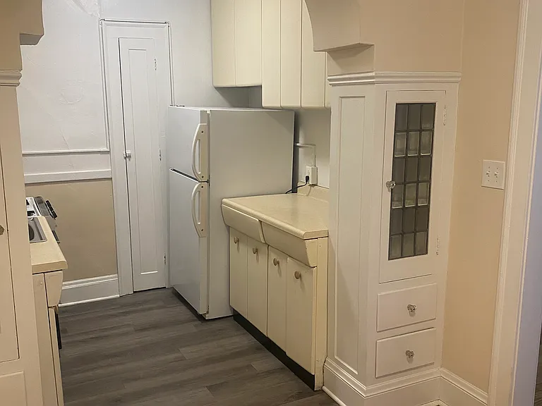 12039 Edgewater Dr #103 — Photo 13
