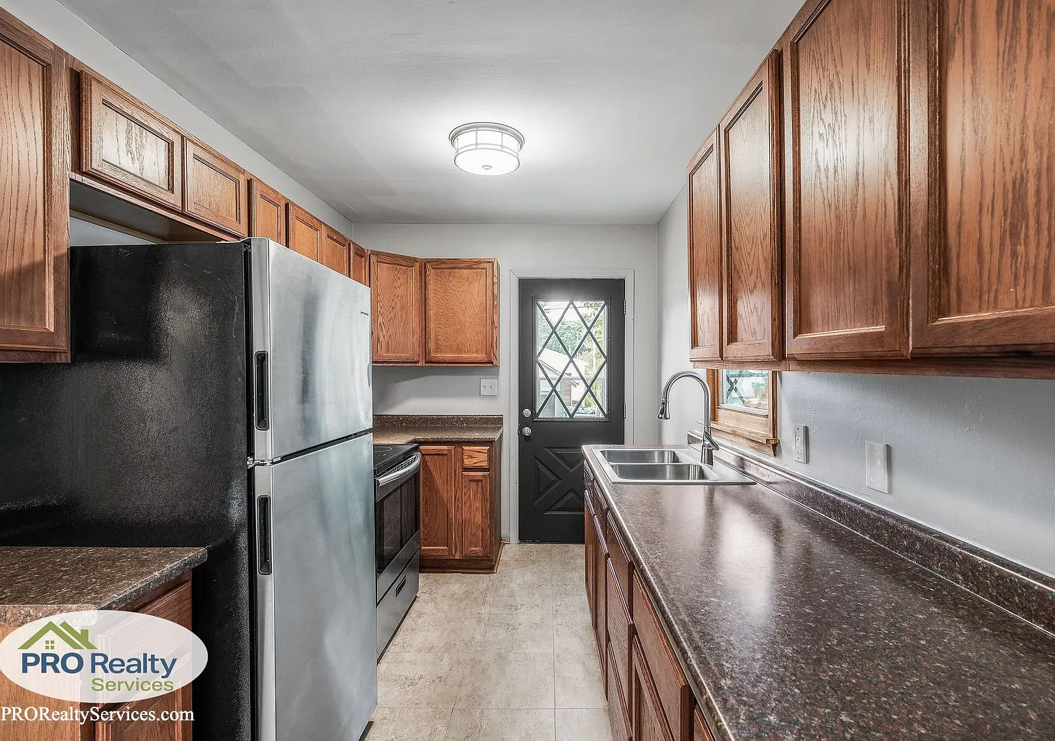 2 Bedroom Home in Crystal — Photo 1