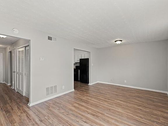 3rd image of 1655 N Atwood Dr APT F4