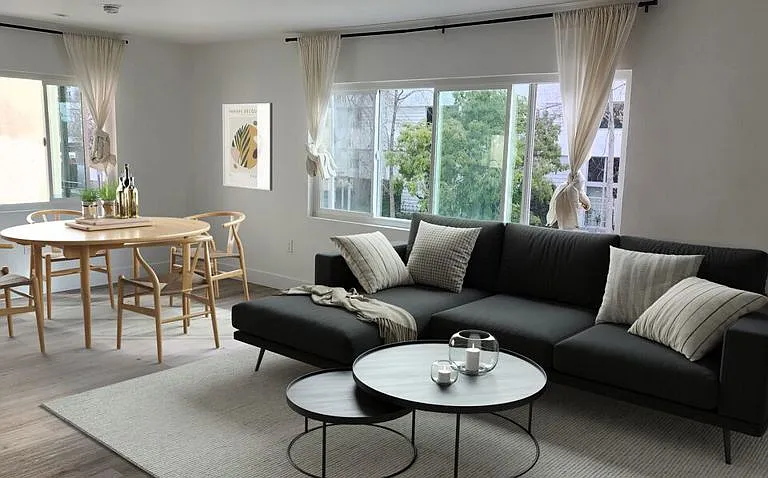 465 S Le Doux Rd #14 — Photo 2