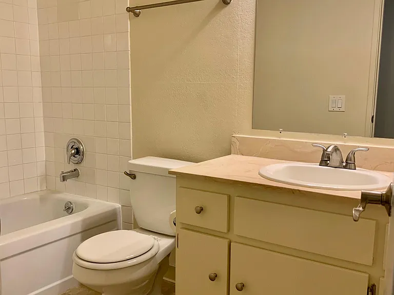 6355 137th Ave NE #302 — Photo 7
