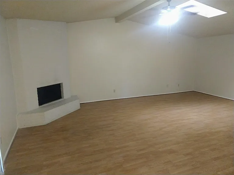 4401 Andalusia Trl — Photo 8