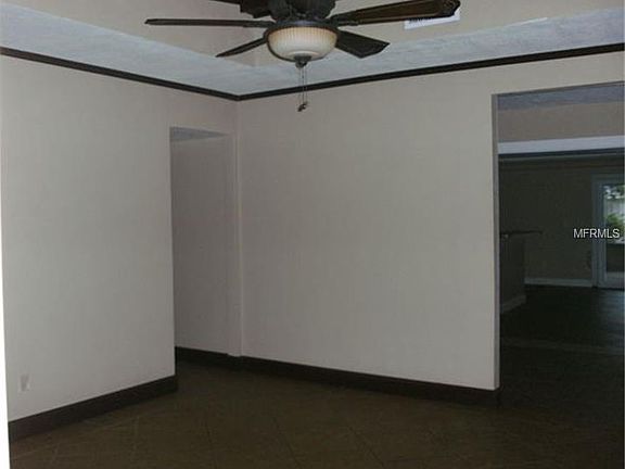 2nd image of 220 43rd Ave SE