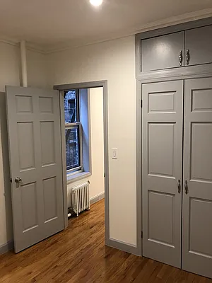 Rented by Skyline Realty LLC II | media 12