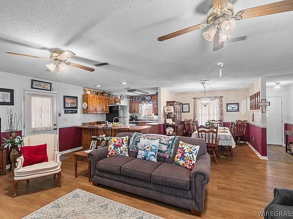 4th image of 1499 A B Stubbs Rd