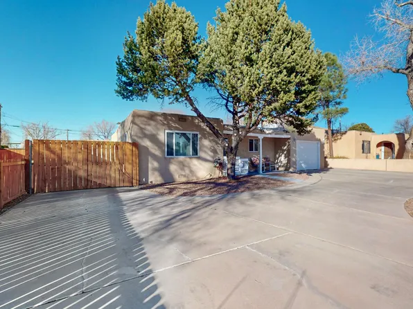 5417 El Encanto Pl NE, Albuquerque, NM 87110