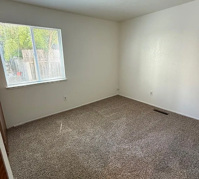 38 McKenzie Ct #38 — Photo 8