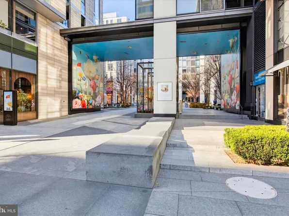 925 H St NW APT 1103, Washington, DC 20001