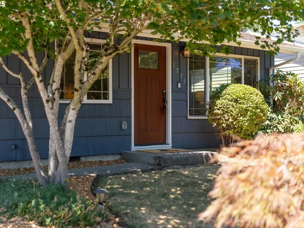 1775 Sunset Ave, West Linn, OR 97068