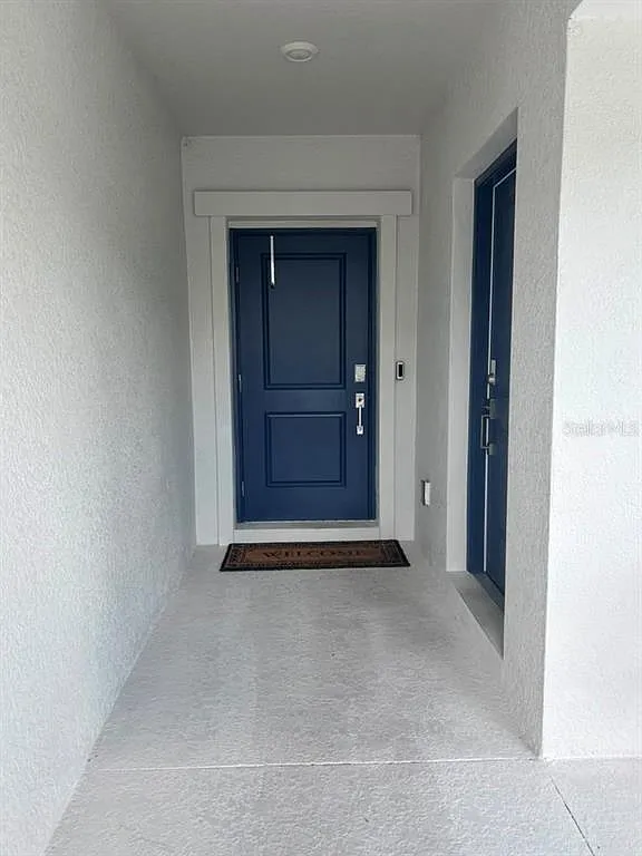 4 bed, 3.0 bath, 2099 sqft, $4,300 — Photo 3