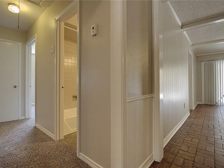 7708 Dentcrest Dr — Photo 17