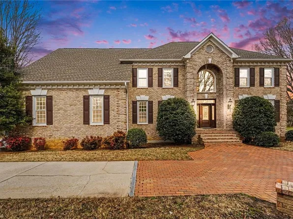 6705 Polo Farms Dr, Summerfield, NC 27358